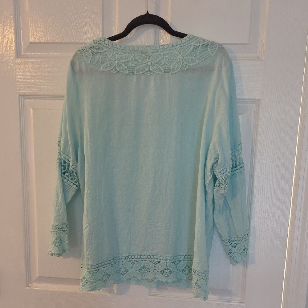 Lucy & Laurel Aqua Lace Blouse - Picture 5 of 5
